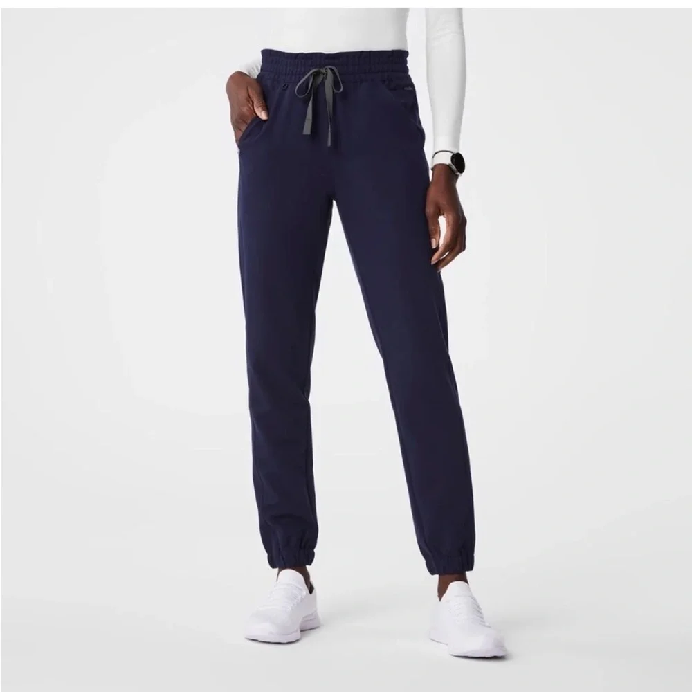 FIGS SCRUB JOGGERS SIZE SMALL MENS